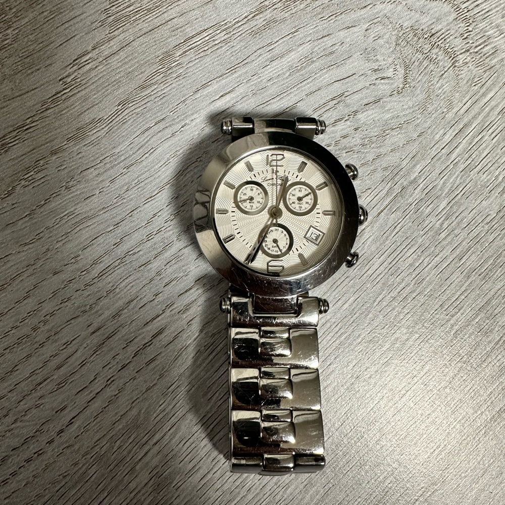 Hand watch